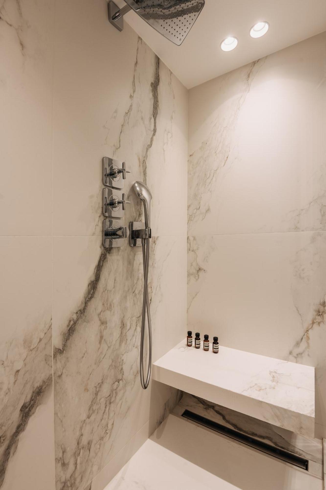 Highstay - Luxury Serviced Apartments - Louvre-Rivoli Paris Dış mekan fotoğraf