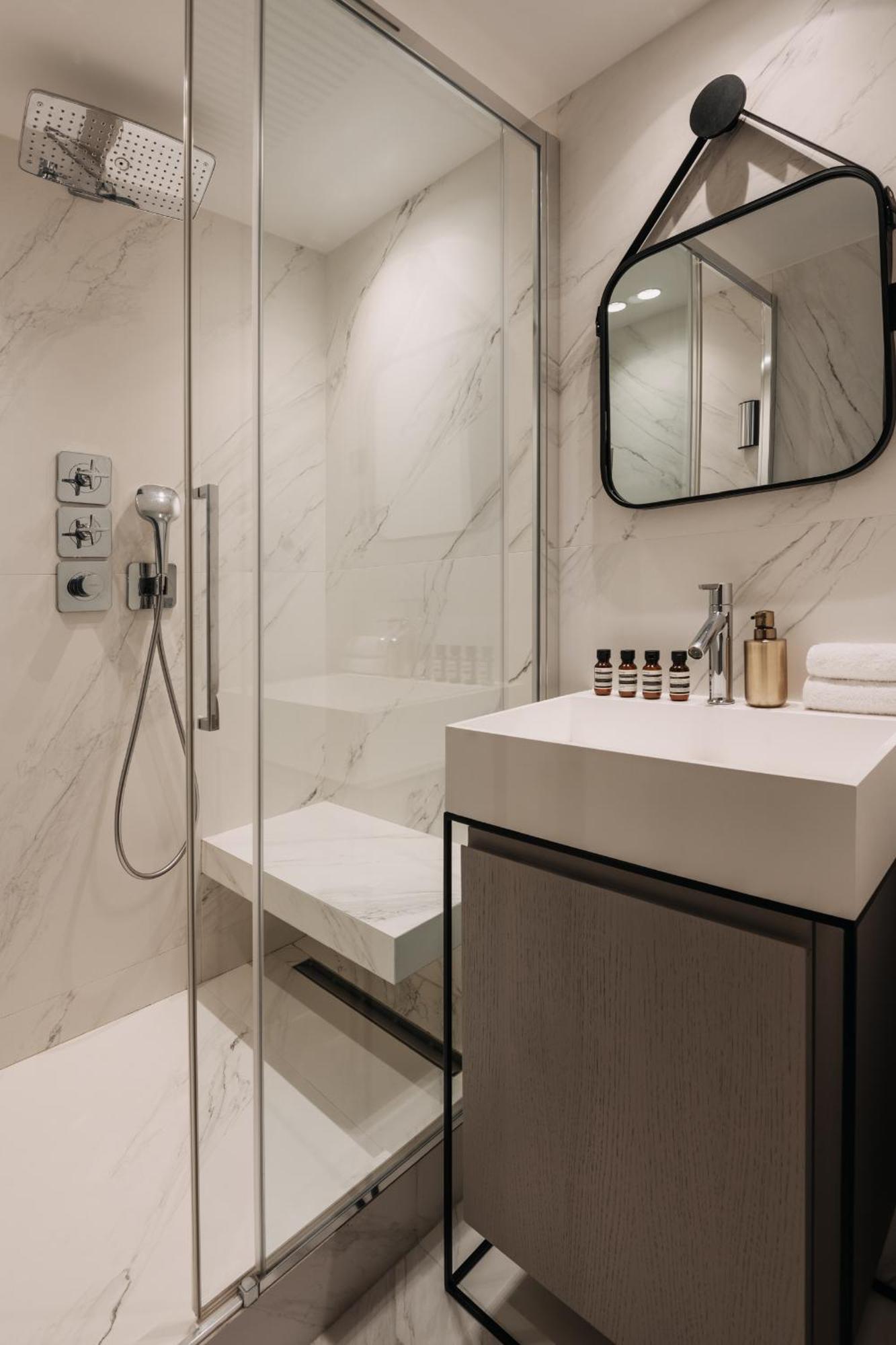 Highstay - Luxury Serviced Apartments - Louvre-Rivoli Paris Dış mekan fotoğraf